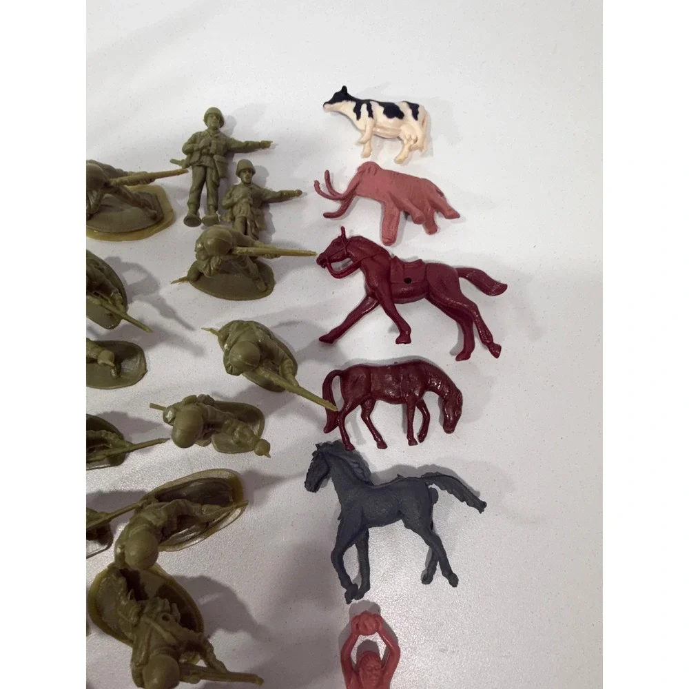 Vintage‎ Plastic Toy Soldiers Cowboys Indians Figures 170 Lot Green Army Mixed